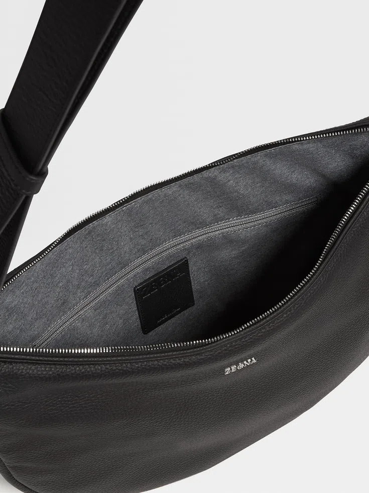 Borsa Hobo Panorama Mini in pelle di cervo nera Borsa Hobo Panorama Mini in pelle di cervo nera