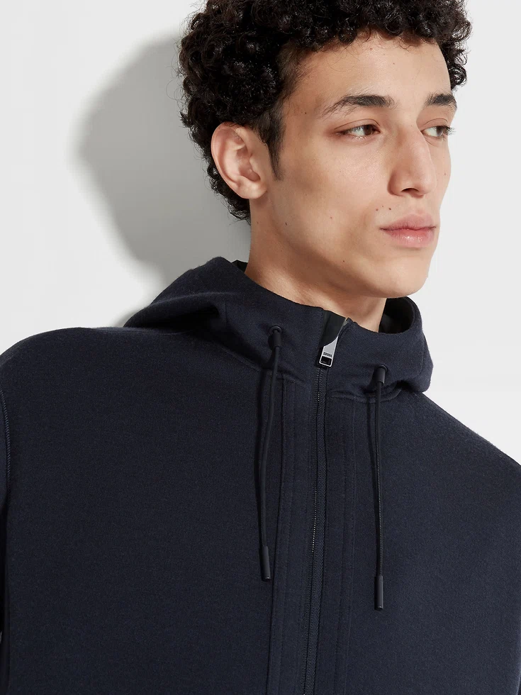 Felpa con cappuccio in misto lana ad alte prestazioni blu navy