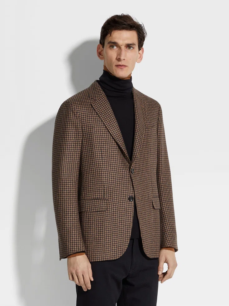 Giacca in cashmere e seta marrone scuro e marrone chiaro Giacca in cashmere e seta marrone scuro e marrone chiaro