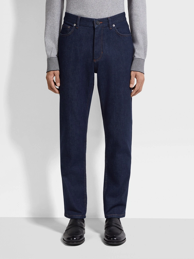 Jeans Roccia in cotone elasticizzato blu scuro risciacquato Jeans Roccia in cotone elasticizzato blu scuro risciacquato