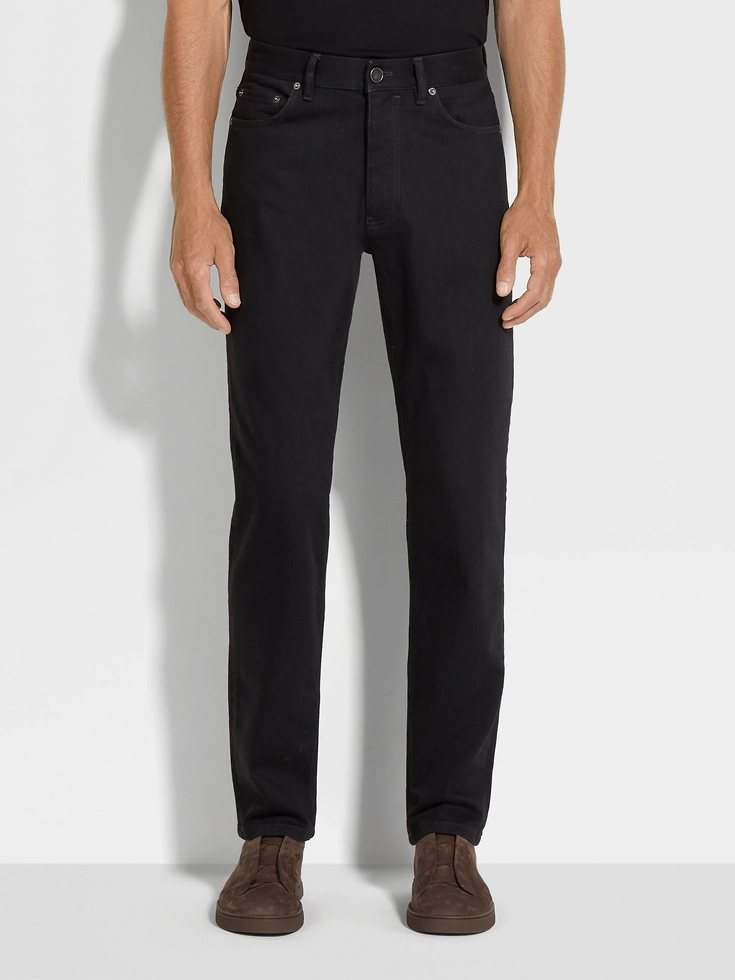 Jeans Roccia in cotone elasticizzato nero lavato con risciacquo Jeans Roccia in cotone elasticizzato nero lavato con risciacquo