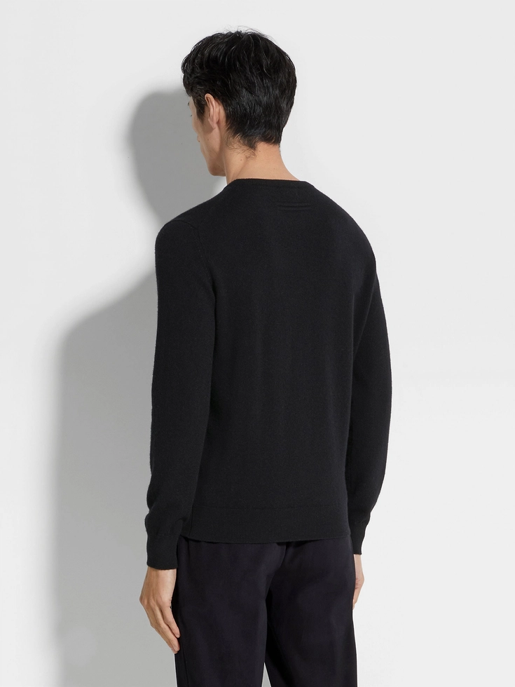 Maglia girocollo in cashmere Black Oasi Maglia girocollo in cashmere Black Oasi