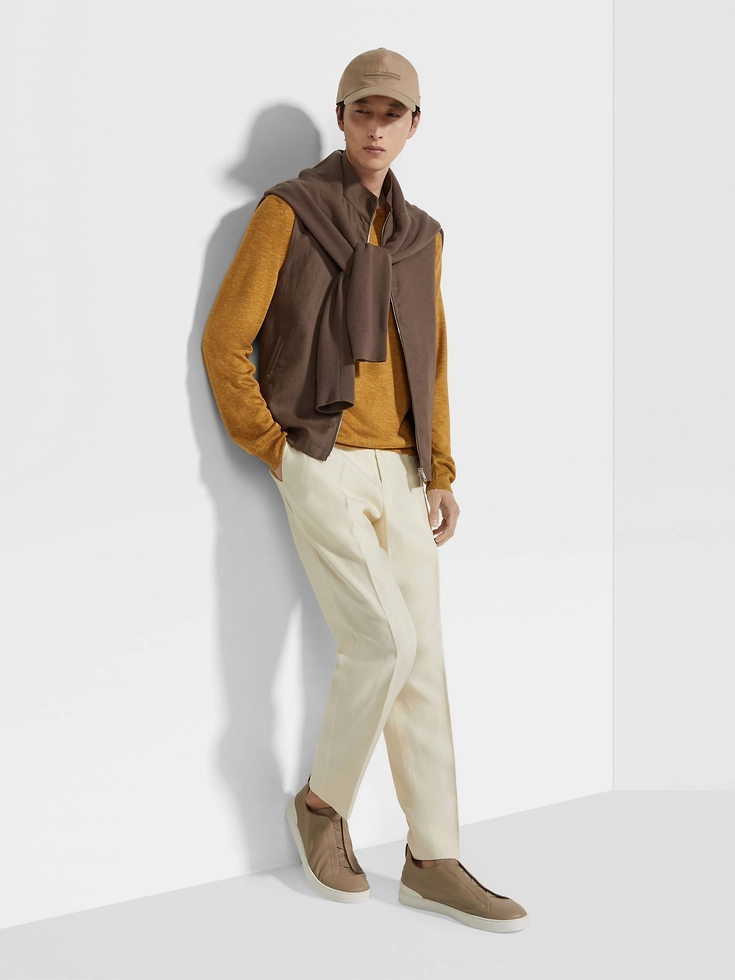 Maglia girocollo in seta, cashmere e lino color ocra mélange Maglia girocollo in seta, cashmere e lino color ocra mélange