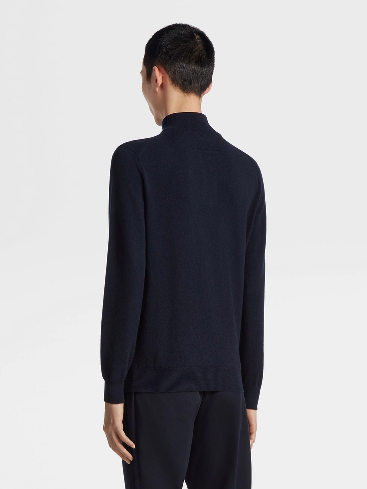 Maglione a collo alto con cerniera in cashmere Oasi blu navy mélange Maglione a collo alto con cerniera in cashmere Oasi blu navy mélange