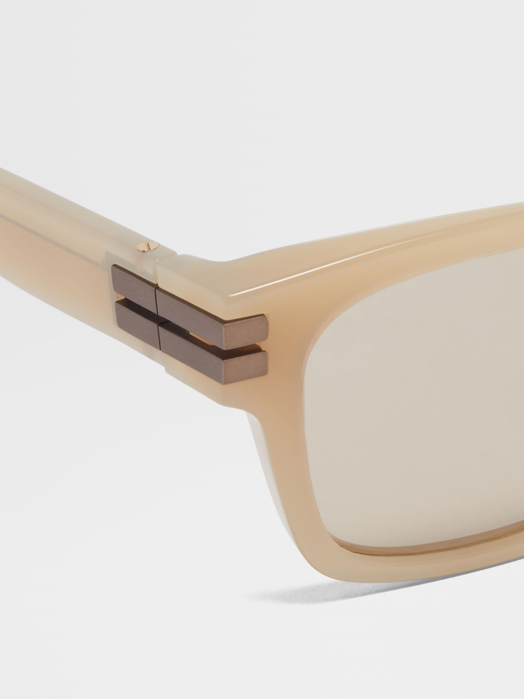 Occhiali da sole in acetato beige