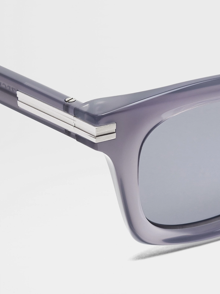 Occhiali da sole in acetato blu trasparente