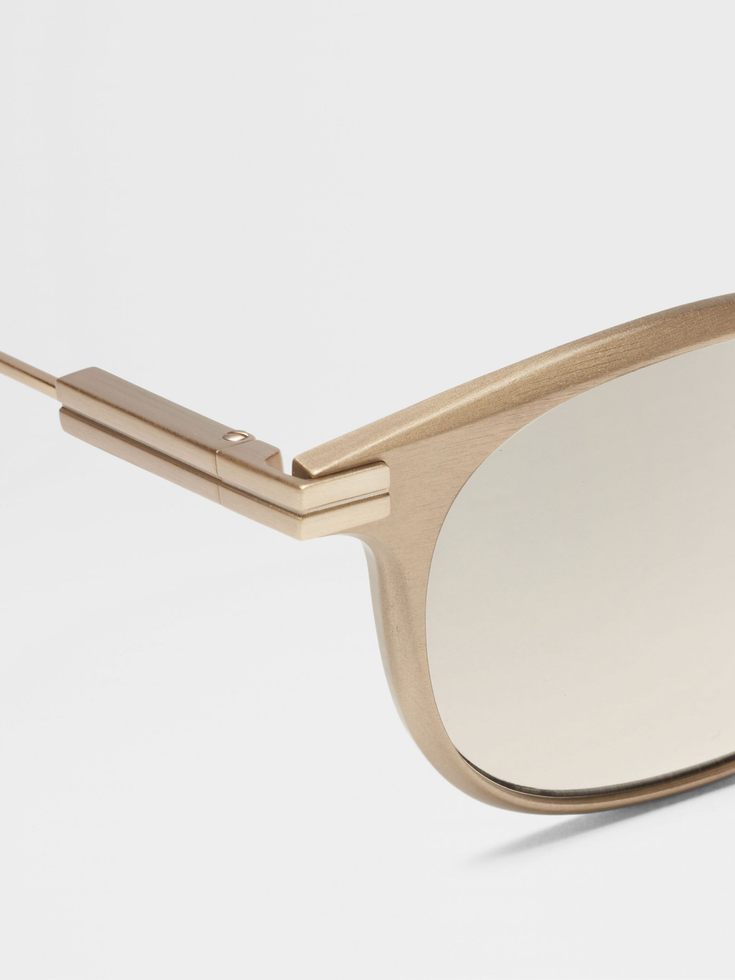 Occhiali da sole in alluminio oro chiaro