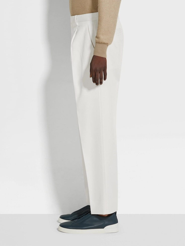 Pantaloni bianchi in cotone e lana Pantaloni bianchi in cotone e lana