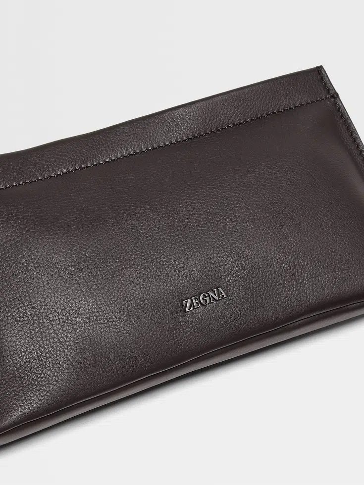 Pochette SECONDSKIN marrone scuro Pochette SECONDSKIN marrone scuro