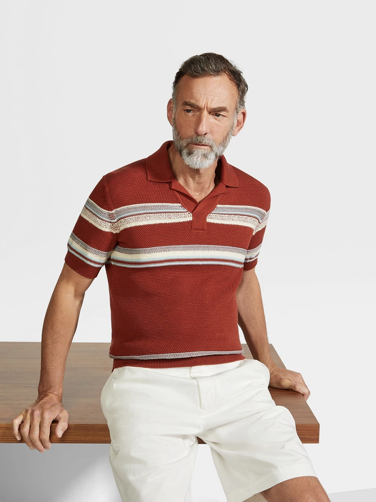 Polo in cotone e seta, rosso mattone, azzurro e bianco Polo in cotone e seta, rosso mattone, azzurro e bianco