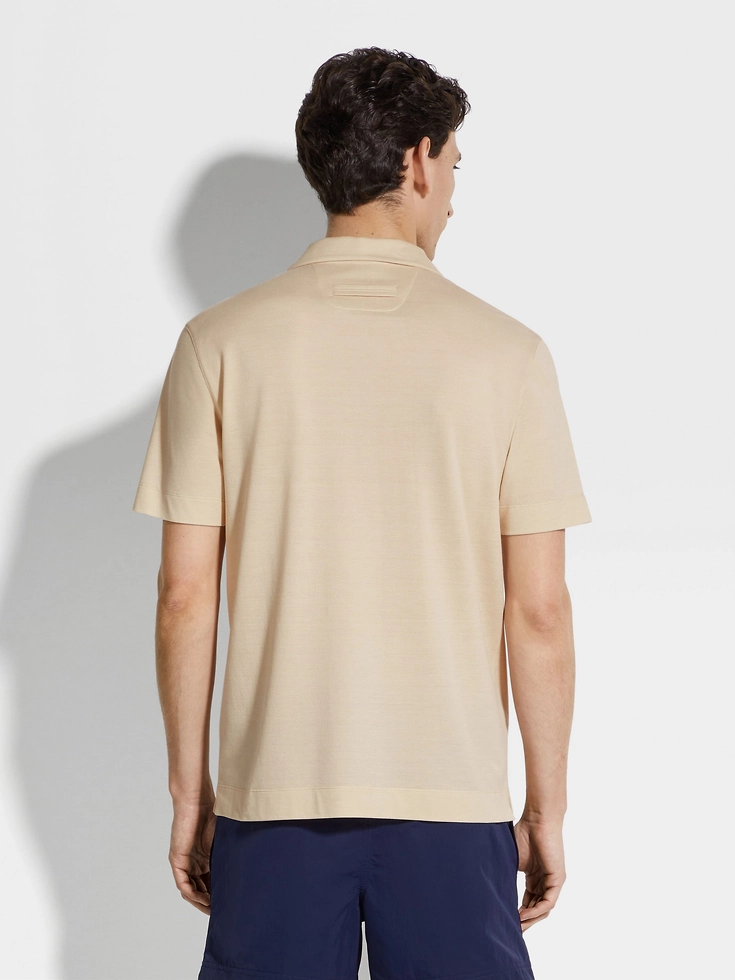 Polo in piquet di seta e cotone beige chiaro Polo in piquet di seta e cotone beige chiaro