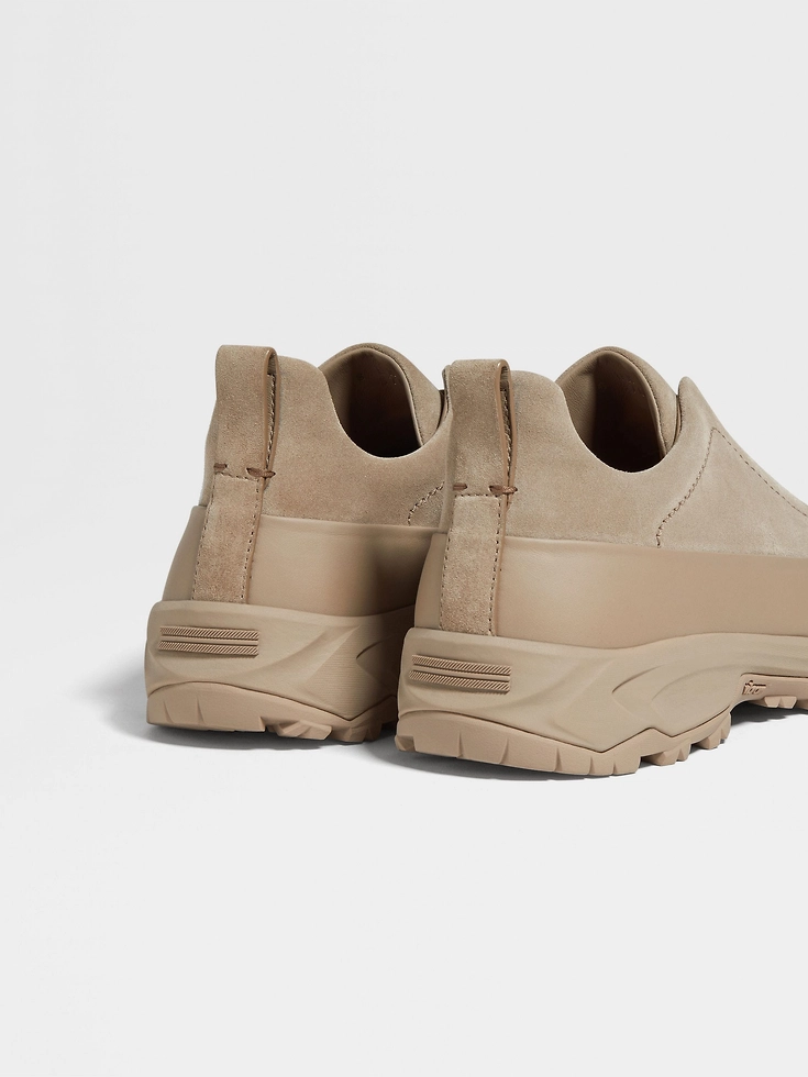Sneakers Triple Stitch™ Monte in pelle e camoscio color talpa chiaro Sneakers Triple Stitch™ Monte in pelle e camoscio color talpa chiaro