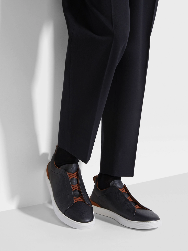 Sneakers Triple Stitch™ in pelle di cervo nera