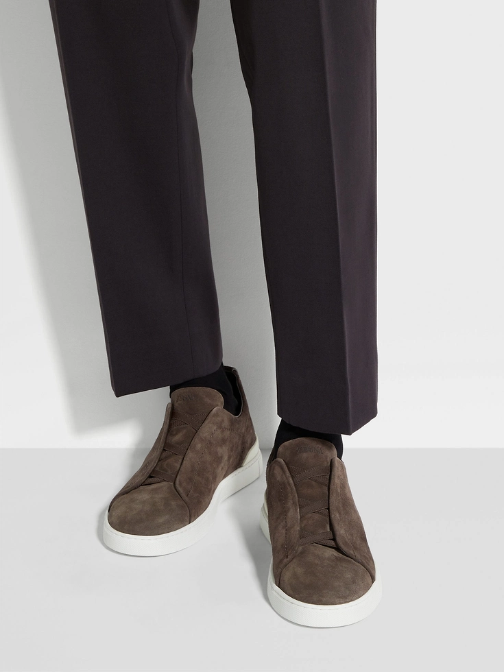 Sneakers Triple Stitch™ in pelle scamosciata marrone