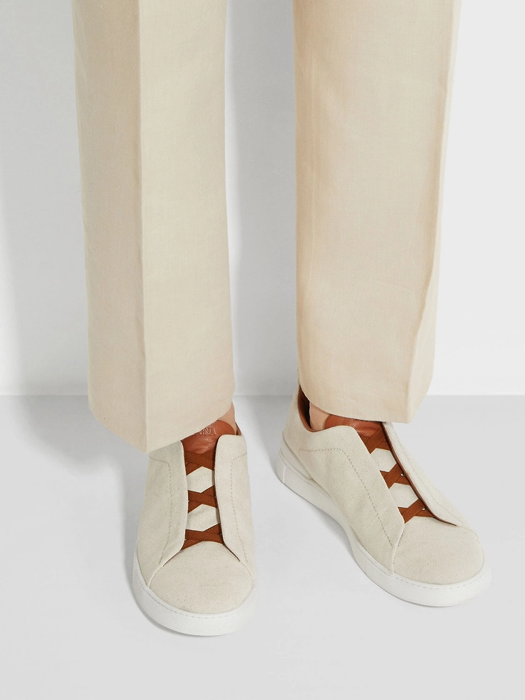 Sneakers Triple Stitch™ in tela bianco sporco