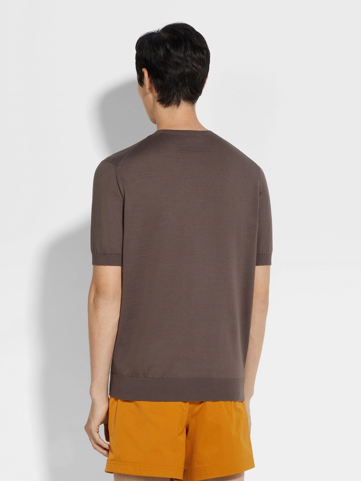T-shirt in cotone premium color talpa scuro T-shirt in cotone premium color talpa scuro