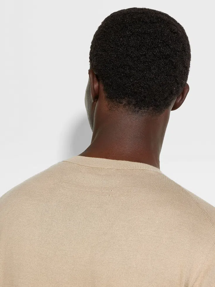T-shirt in cotone premium color tortora chiaro