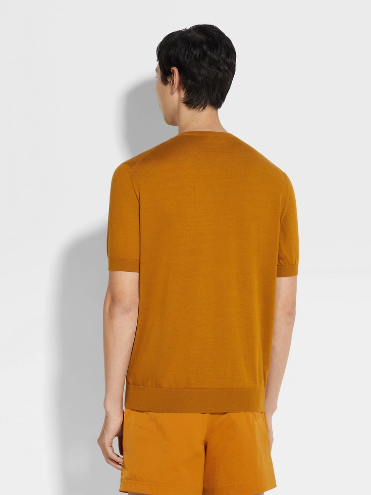 T-shirt in cotone premium ocra T-shirt in cotone premium ocra